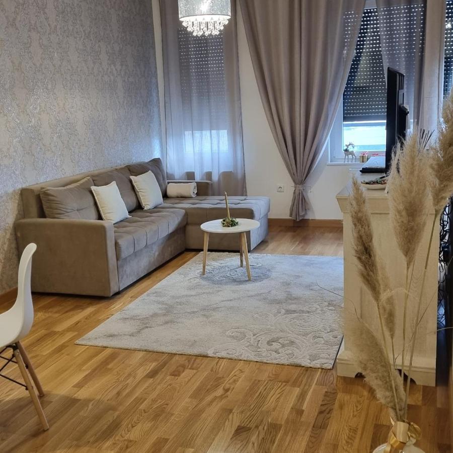 Апартаменты Apartman Anamarija Баня-Лука Экстерьер фото